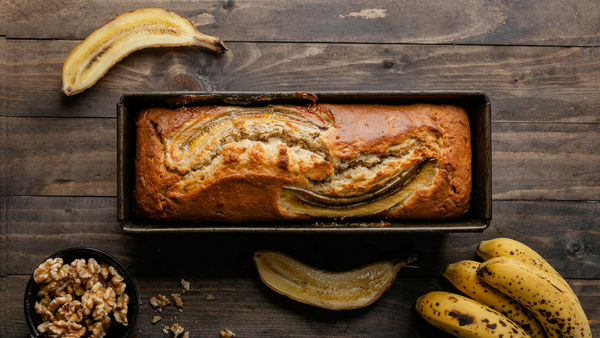 OLIVE OIL BANANA CAKE