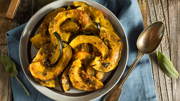 OLIVE OIL AND HERB-ROASTED ACORN SQUASH